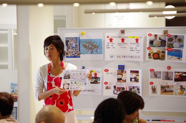 花谷遊雲子先生によるセミナーの様子