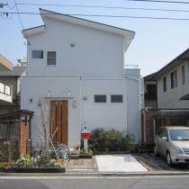 おしゃれな埼玉県さいたま市内の耐震住宅事例