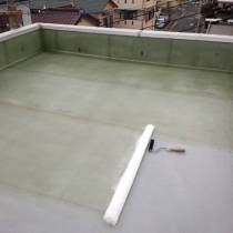 屋上防水リフォーム中(防水施工中)