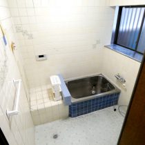 狭い浴室・お風呂を増築なしで広くする費用の相場は