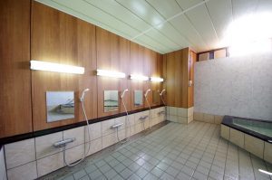 在来工法のお風呂リフォームの費用は?ユニットバスより安い?